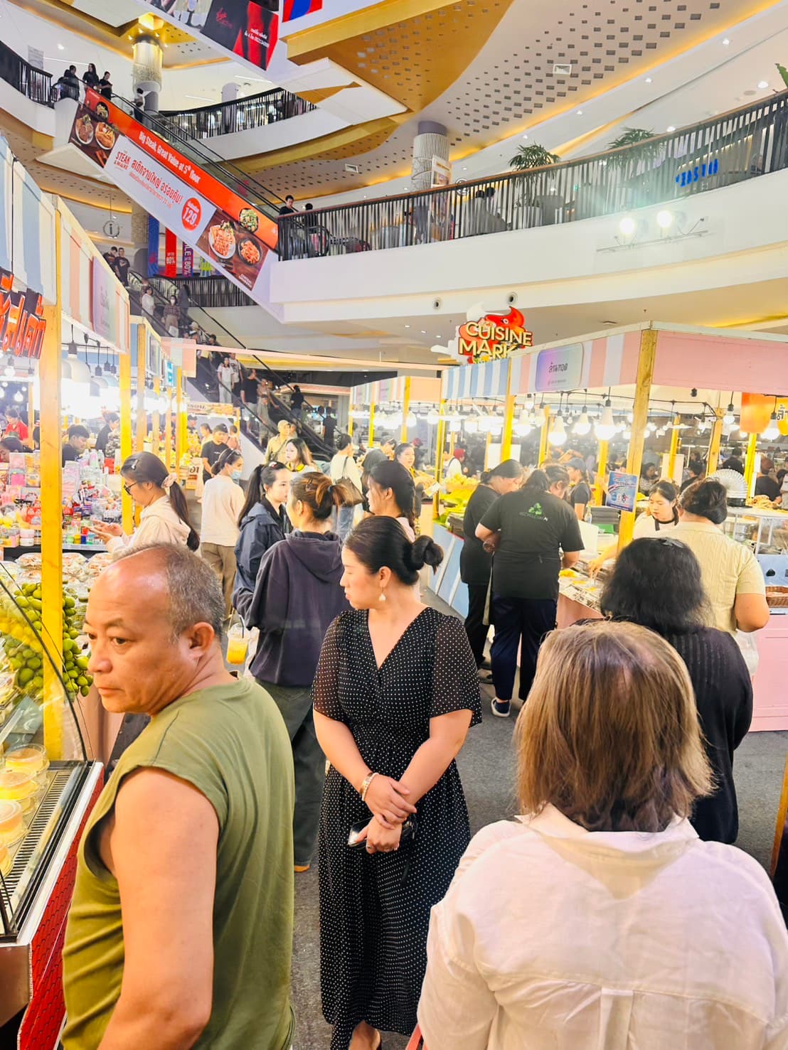 เซ็นทรัล เฟสติวัล เชียงใหม่ — กิจกรรมโปรโมชันหน้าร้าน
